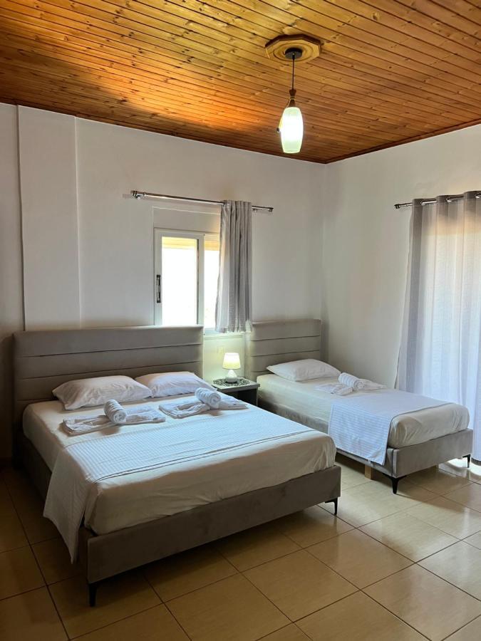 Hotel Moscopole Ksamil Luaran gambar