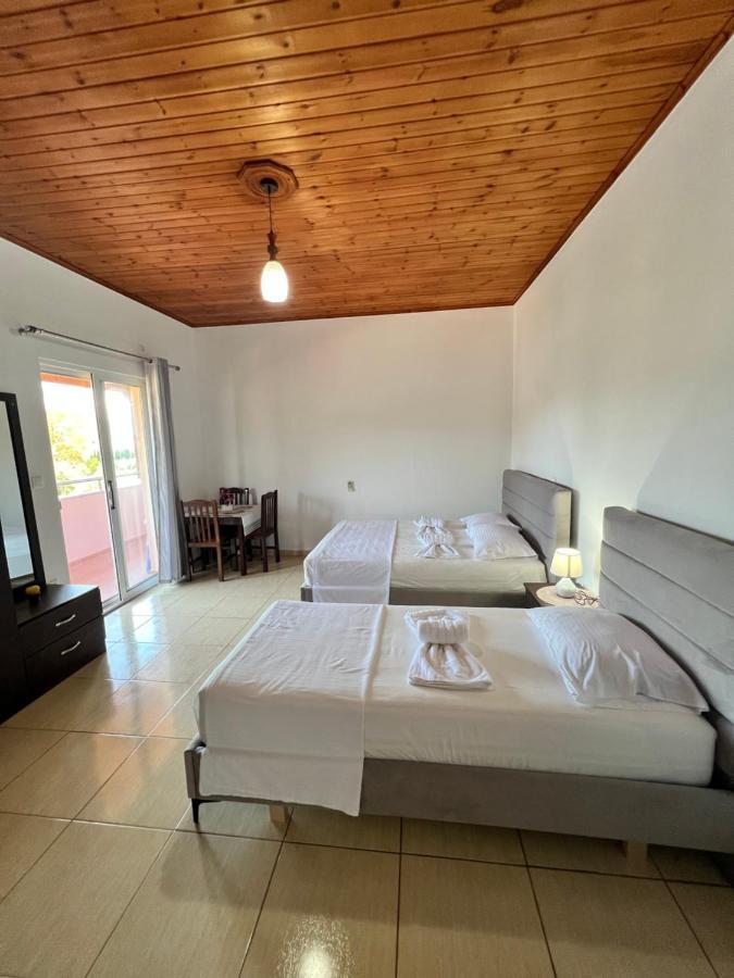 Hotel Moscopole Ksamil Luaran gambar