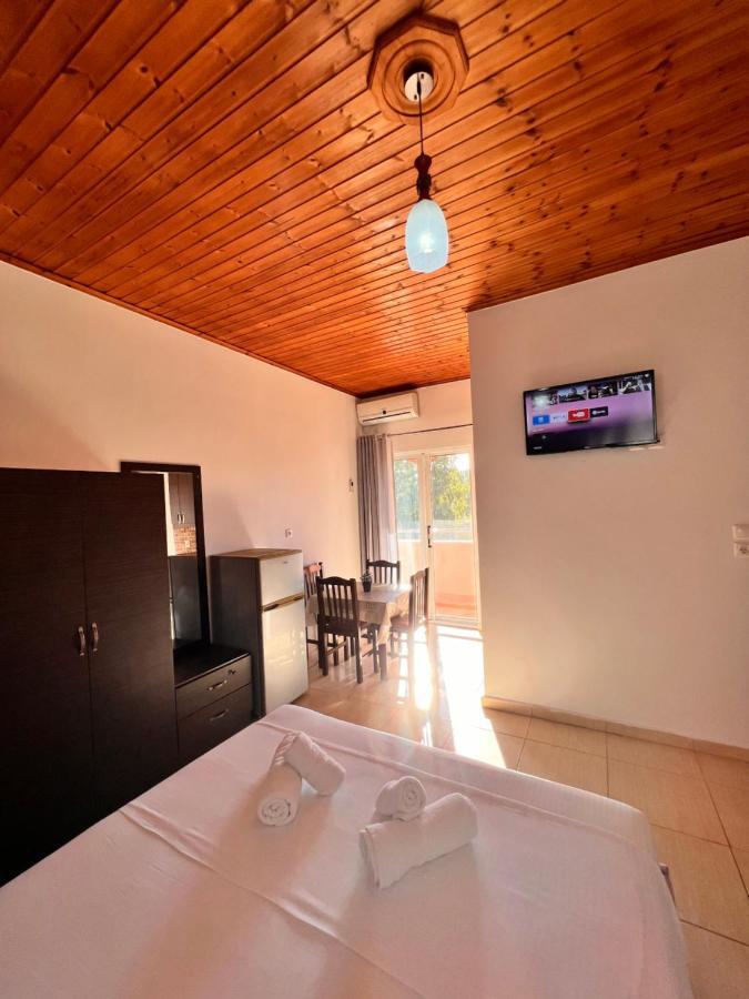 Hotel Moscopole Ksamil Luaran gambar