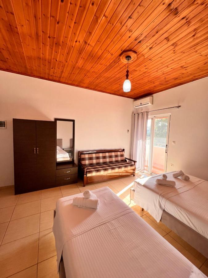 Hotel Moscopole Ksamil Luaran gambar