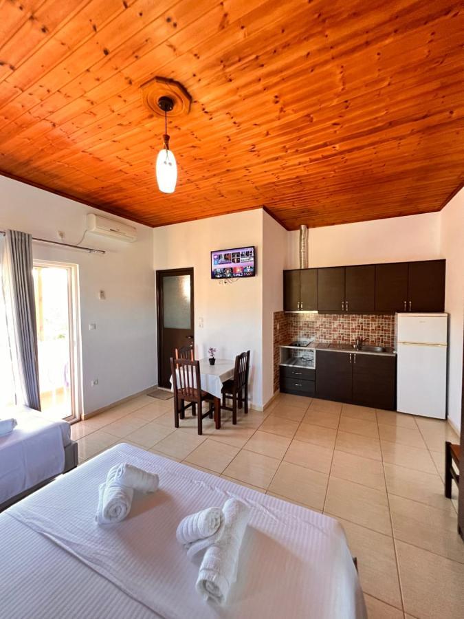 Hotel Moscopole Ksamil Luaran gambar