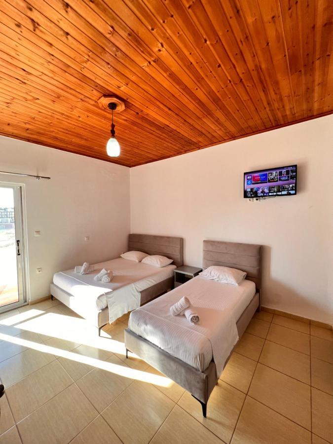 Hotel Moscopole Ksamil Luaran gambar