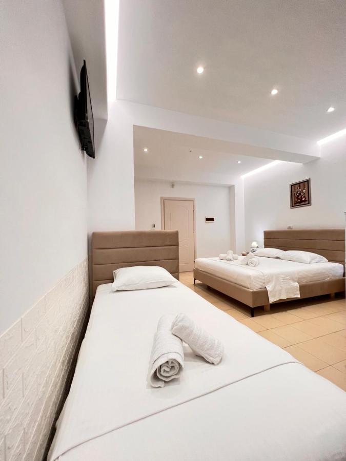 Hotel Moscopole Ksamil Luaran gambar
