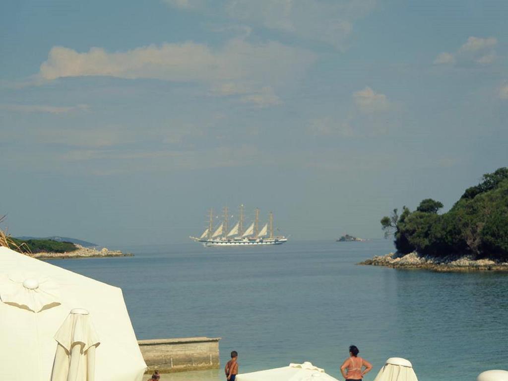 Hotel Moscopole Ksamil Luaran gambar